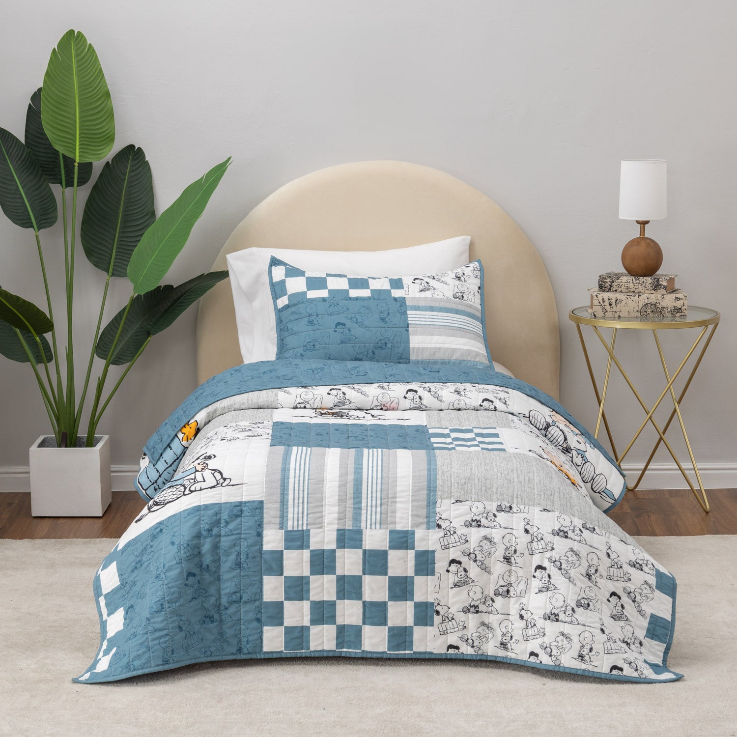 Peanuts® Patchwork Quilt Set | Peanuts | Berkshire Blanket and