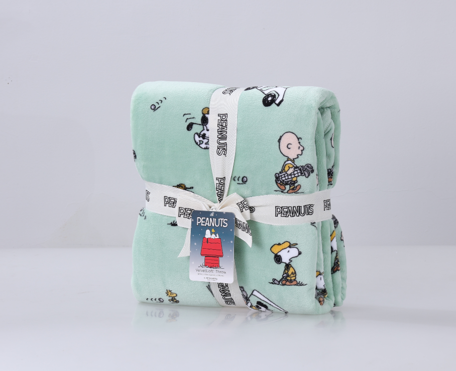 Peanuts® VelvetLoft® Throw