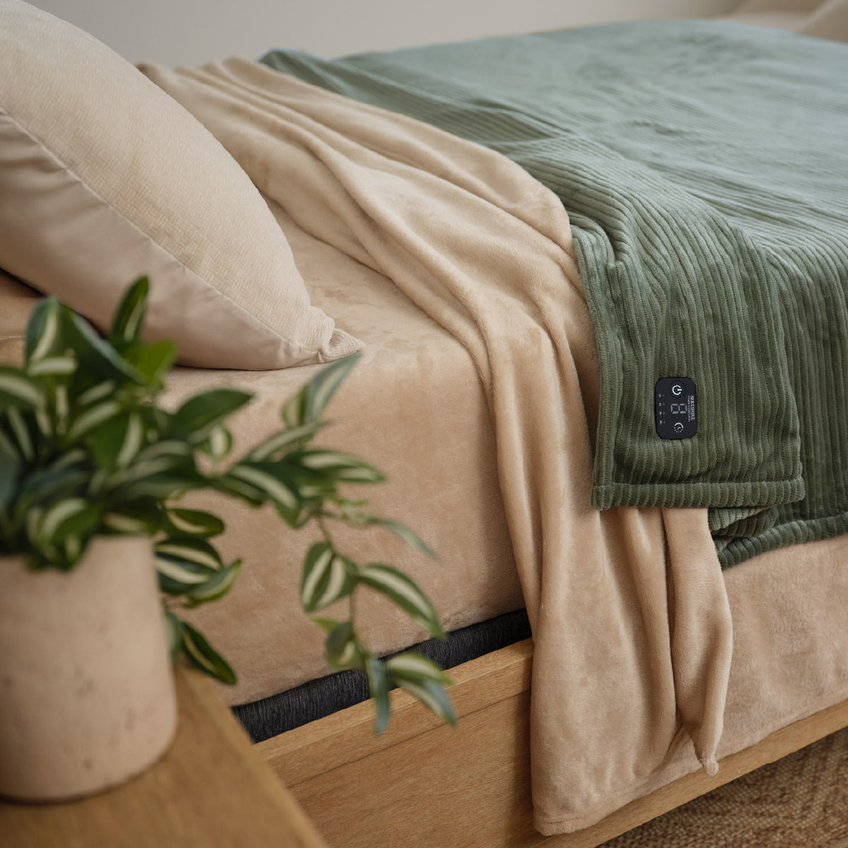 Heated VelvetLoft® Blanket