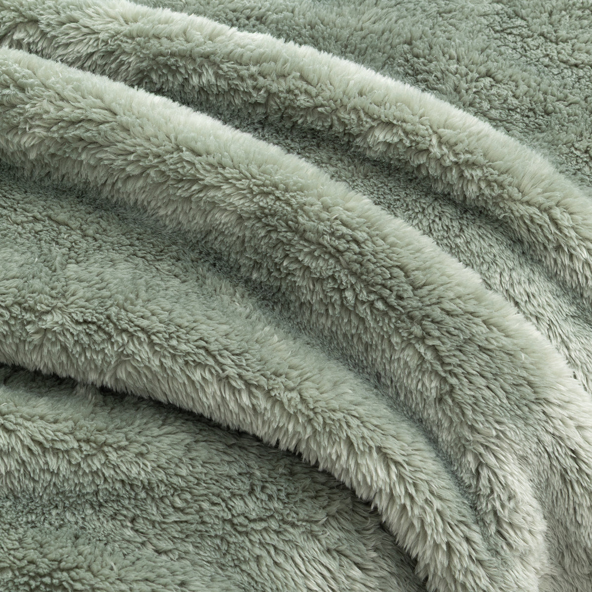 Close-up of Premium Extra-Fluffy™ high-pile plush in Rolling Hills