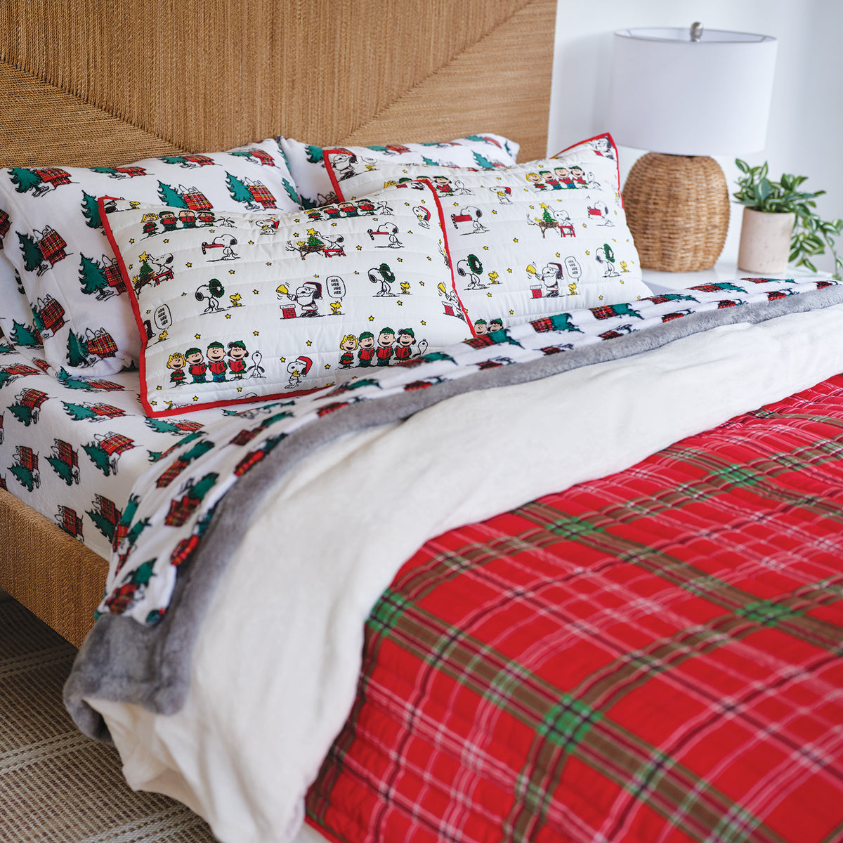 Peanuts® Patchwork Quilt Set