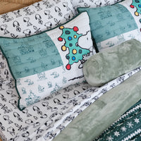 Peanuts® Patchwork Quilt Set